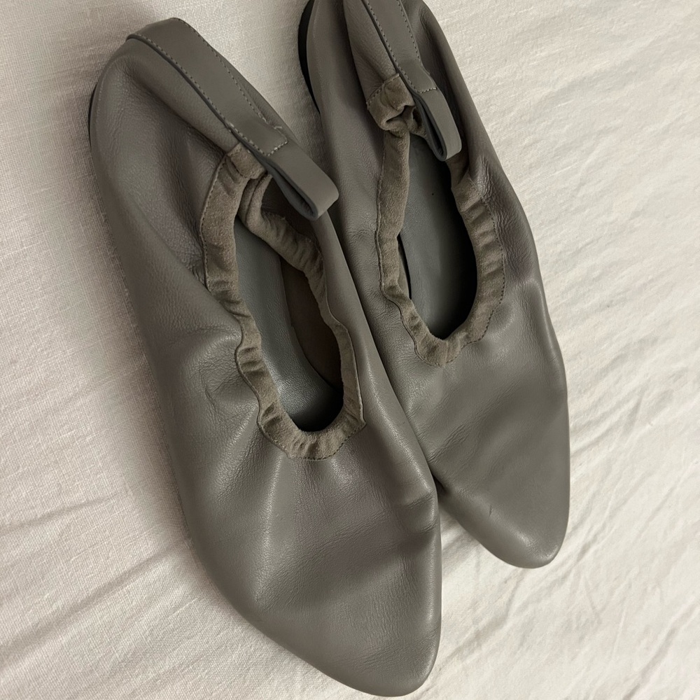 Jil Sander Gray Leather Ballerina Flats